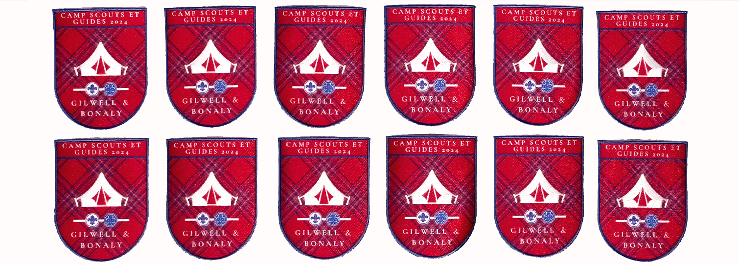 Combinatie van gesublimeerde emblemen met het embleem van de Scouts en Gidsen Gilwell & Bonaly